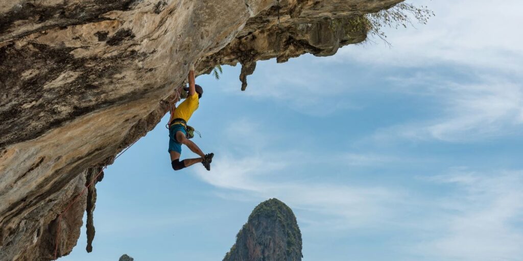 Rock Climbing for Beginners: Your First Steps to Adventure