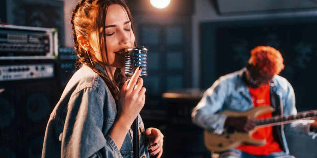 Open Mic Night Culture in Texas Coffeehouses and Bars